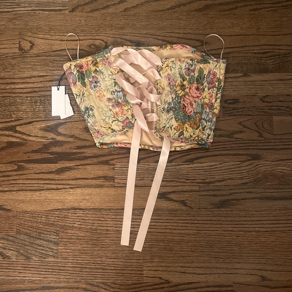 Floral corset - Picture 2 of 2